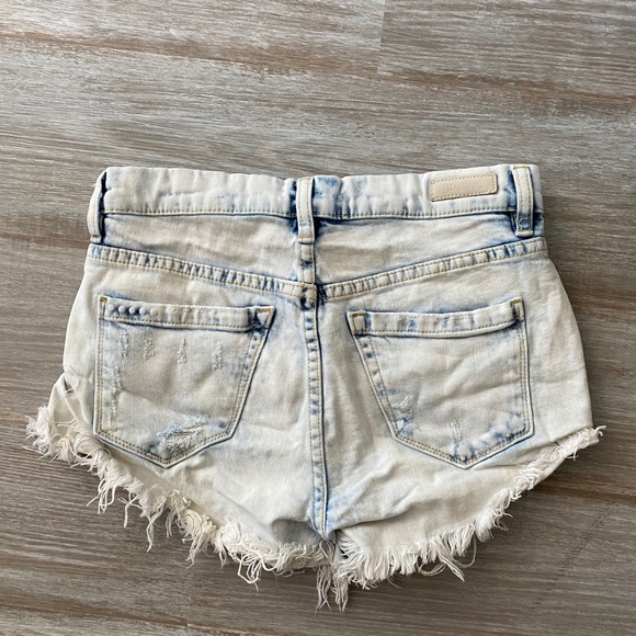 Blank NYC denim shorts - Picture 6 of 6